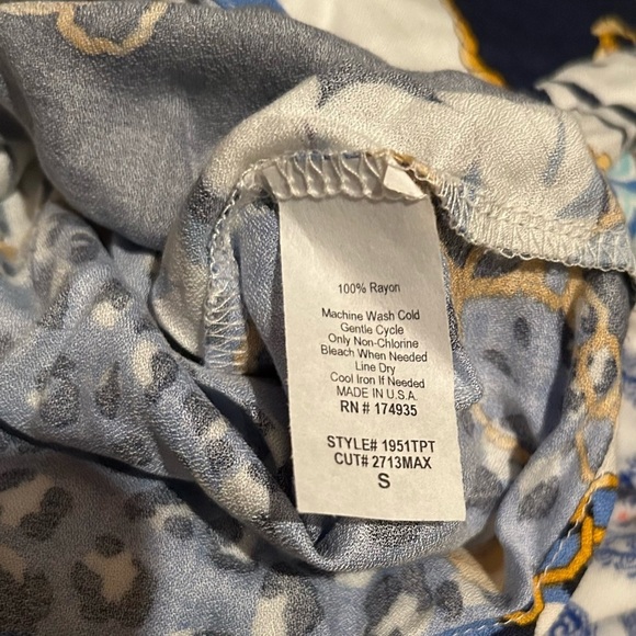 RENEE C. Graphic Chain Print Cami - Picture 7 of 8